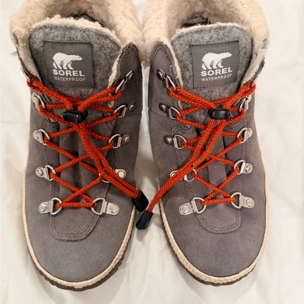Sorel Kids Gray and Orange Boots